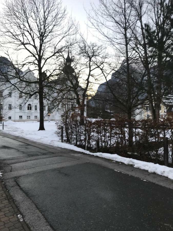 Grubhof Castle Flat For Families Apartment Sankt Martin bei Lofer Bagian luar foto